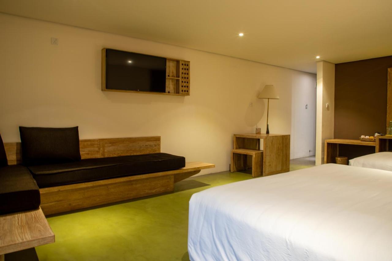 Lake Avenue Hotel كاندي المظهر الخارجي الصورة
