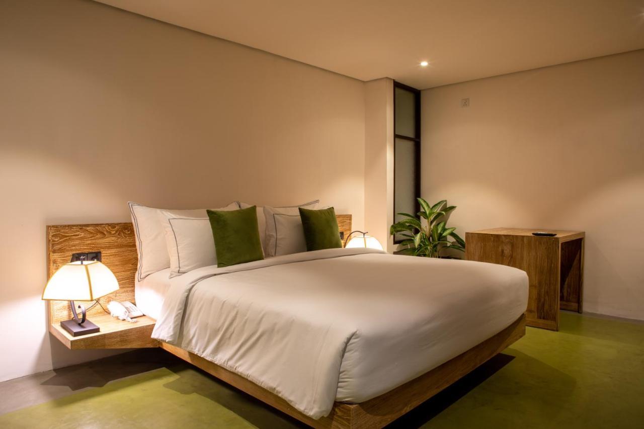 Lake Avenue Hotel كاندي المظهر الخارجي الصورة