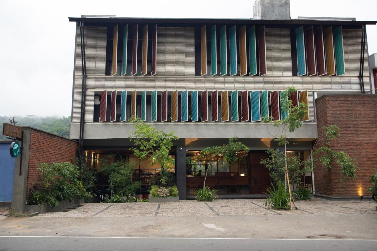 Lake Avenue Hotel كاندي المظهر الخارجي الصورة